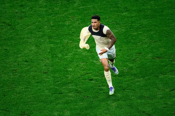 GENEVE, SWitzERLAND - 28 AUGust, 2025: Kaua Elias Nogueira - UEFA Avrupa Konferans Ligi Servette FC - Shakhtar Donetsk 'e karşı Cenevre Stadyumu.