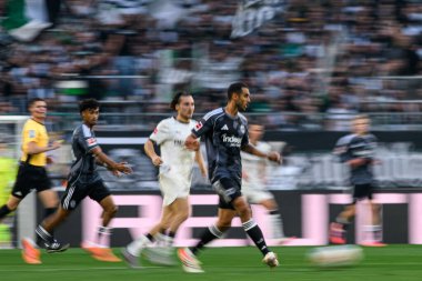MOENCHENGLADBACH, GERMANY - 27 Eylül 2025: Ellyes Skhiri, Rocco Reitz - Bundesliga Borussia Moenchengladbach-Eintracht Frankfurt maçı Borussia Park 'ta.
