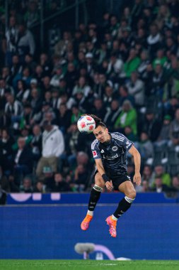 MOENCHENGLADBACH, GERMANY - 27 Eylül 2025: Arthur Theate - Bundesliga Borussia Moenchengladbach-Eintracht Frankfurt maçı Borussia Park 'ta.