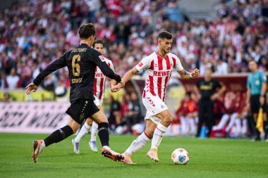 COLOGNE, GERMANY - 28 SEPTEMBER, 2025: - 1.FC Koeln-VfB Stuttgart futbol karşılaşması Rhein Enerji Stadyumu 'nda.