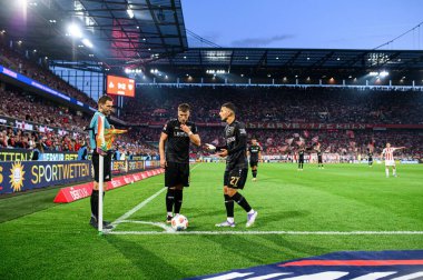 COLOGNE, GERMANY - 28 SEPTEMBER, 2025: - 1.FC Koeln-VfB Stuttgart futbol karşılaşması Rhein Enerji Stadyumu 'nda.