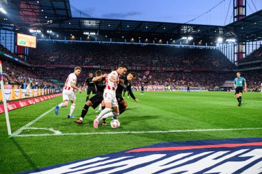 COLOGNE, GERMANY - 28 SEPTEMBER, 2025: - 1.FC Koeln-VfB Stuttgart futbol karşılaşması Rhein Enerji Stadyumu 'nda.
