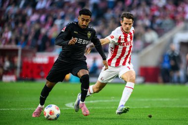 COLOGNE, GERMANY - 28 SEPTEMBER, 2025: Tiago Tomas, Jakub Kaminski - Bundesliga 1.FC Koeln vs VfB Stuttgart maçı Rhein Energie Stadion 'da.