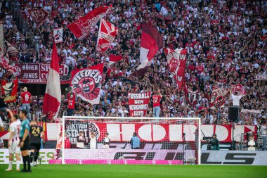 COLOGNE, GERMANY - 28 SEPTEMBER, 2025: - 1.FC Koeln-VfB Stuttgart futbol karşılaşması Rhein Enerji Stadyumu 'nda.
