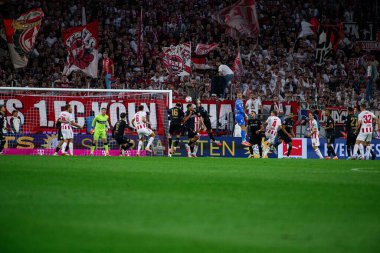 COLOGNE, GERMANY - 28 SEPTEMBER, 2025: - 1.FC Koeln-VfB Stuttgart futbol karşılaşması Rhein Enerji Stadyumu 'nda.