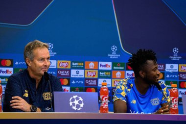 LEVERKUSEN, GERMANY - 30 SEPTEMBER, 2025: Kasper Hjulmand, Edmond Tapsoba - UEFA Champions League, MD-1, Press conference  at BayArena.