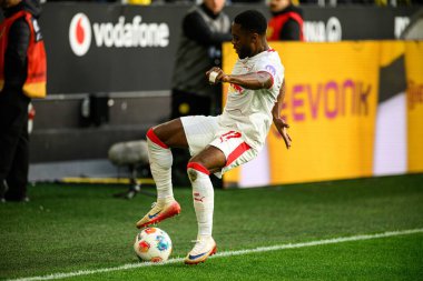 DORTMUND, GERMANY - 4 Ekim 2025: Ridle Baku - 1.Bundesliga maçı Borussia Dortmund - RB Leipzig 'e karşı Signal Iduna Park.