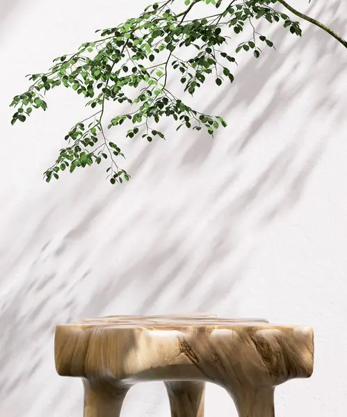 Schöne Maserung Natürliche Form Hölzerner Podiumstisch Tropischer Baum Sonnenlicht Blattschatten lizenzfreie Stockbilder
