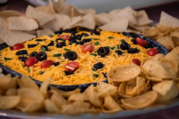 Mexicaanse Dip Met Chips Bruiloft Evenement Hoge Kwaliteit Foto — Stockfoto