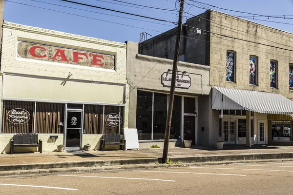 Leland, Mississippi köşesi, Hwy 61 ve Hwy 10. Yüksek kalite fotoğraf