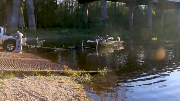 Atchafalaya Sumpfbrücke Bei Sonnenuntergang Louisiana Hochwertiges Filmmaterial — Stockvideo