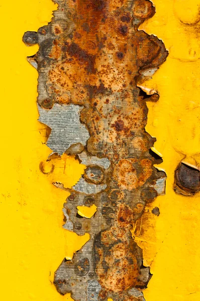 Ξεφλούδισμα Από Φύλλο Χάλυβα Κίτρινο Χρώμα Closeup — Φωτογραφία Αρχείου