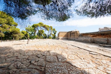 Knossos Kraliyet Sarayı harabeleri Minos medeniyet dönemi batı cephesi