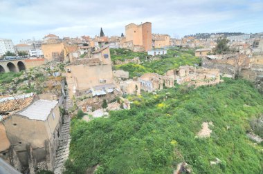 Cezayir 'in Konstantin şehrinin bir tepenin üzerindeki panoraması