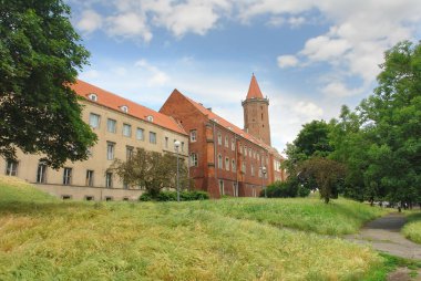 Polonya, Legnica 'daki Piast Kalesi