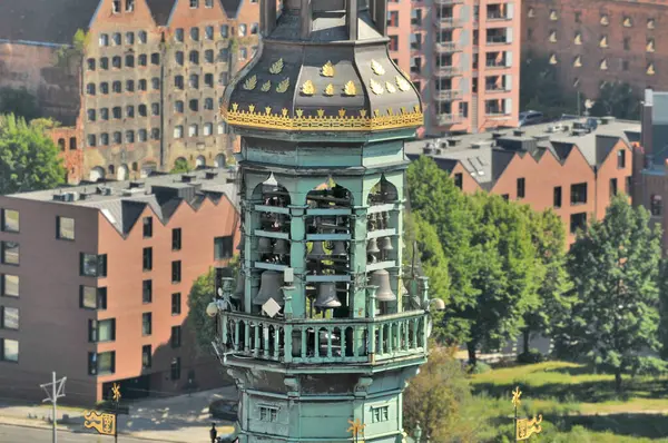 Figura Króla Zygmunta Sierpnia Szczycie Wieży Ratuszowej Gdasku — Zdjęcie stockowe