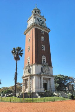 Torre Anıtı, eski adıyla Torre de los Ingleses Buenos Aires, Arjantin.