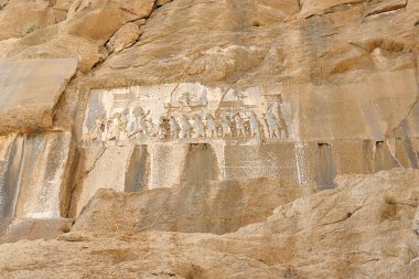 Parthia 'lı Mithridates II' nin Behistun Yazıtları, Parthia 'lı II. Gotarzes ve Şeyh Ali Khan Zangeneh' in metinleri.,                                