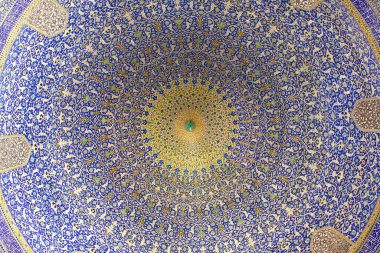 İsfahan 'da Pers dekoratif mimari sanatı