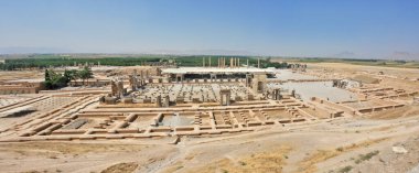  İran 'daki Persepolis harabelerinin manzarası                              