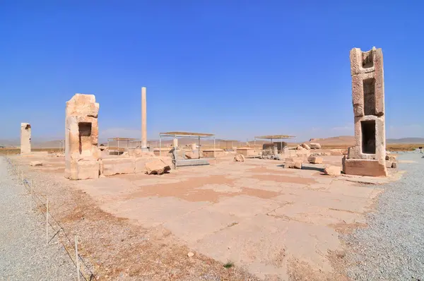 stock image Ruins of Pasargadae - the capital of the Achaemenid Empire under Cyrus the Great