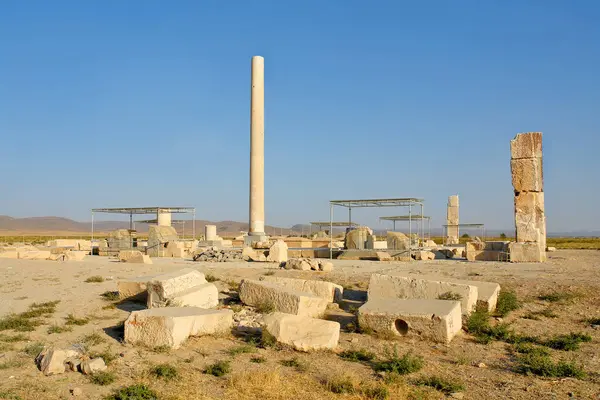 stock image Ruins of Pasargadae - the capital of the Achaemenid Empire under Cyrus the Great