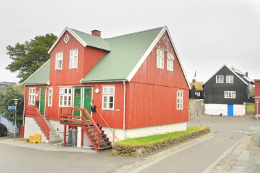 Faroe Adaları 'nın başkenti Torshavn' un eski Tinganes kasabası. 