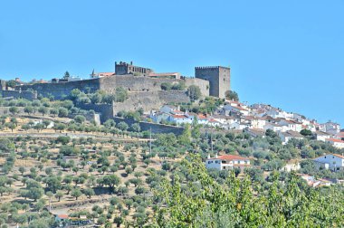 Castelo Vide Kalesi (Portekizce: Castelo de Castelo de Vide, Portekiz 'de ortaçağ kalesi