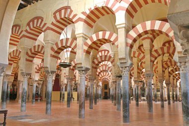İspanya Crdoba 'daki Cami Katedrali Mezquita' nın İçi