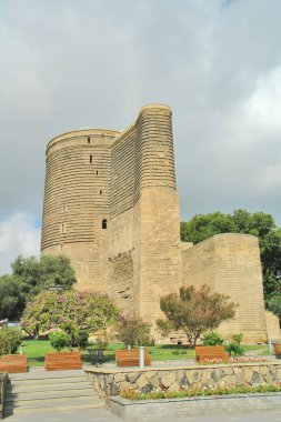      Bakire Kulesi - Eski Şehir, Bakü, Azerbaycan 'daki 12. yüzyıl anıtı                          