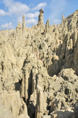 La Paz, Bolivya yakınlarında Ay Vadisi veya Valle de la Luna erozyon oluşumları