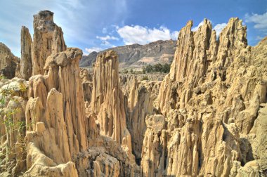 La Paz, Bolivya yakınlarında Ay Vadisi veya Valle de la Luna erozyon oluşumları