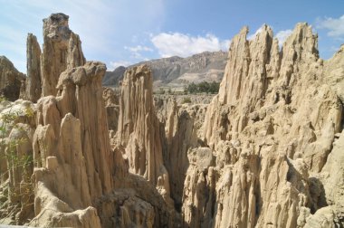 La Paz, Bolivya yakınlarında Ay Vadisi veya Valle de la Luna erozyon oluşumları