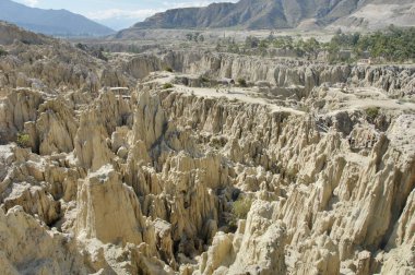 La Paz, Bolivya yakınlarında Ay Vadisi veya Valle de la Luna erozyon oluşumları