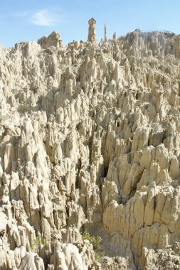 La Paz, Bolivya yakınlarında Ay Vadisi veya Valle de la Luna erozyon oluşumları