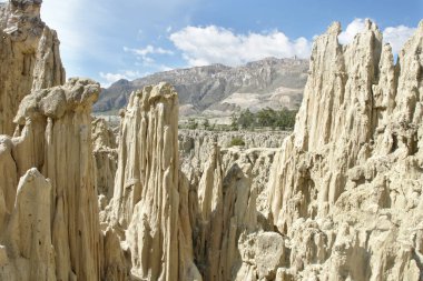 La Paz, Bolivya yakınlarında Ay Vadisi veya Valle de la Luna erozyon oluşumları