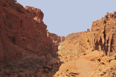 Guelta d 'Archei, Çad' ın kuzeydoğusundaki Ennedi Platosu 'nda yer alır.