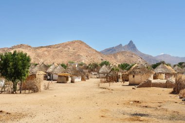  Ülkenin batısındaki Eritre köyü.