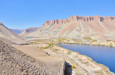 Afganistan 'daki Band-e Amir Ulusal Parkı' nda Bando-e Haibat Gölü