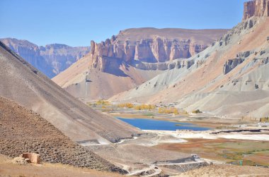 Afganistan 'daki Band-e Amir Ulusal Parkı' nda Bando-e Haibat Gölü