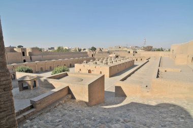 Qala Ikhtyaruddin veya Herat Kalesi Afganistan 'ın merkezinde yer almaktadır.