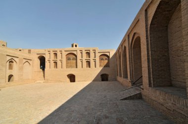 Qala Ikhtyaruddin veya Herat Kalesi Afganistan 'ın merkezinde yer almaktadır.