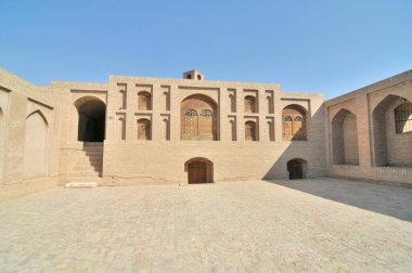 Qala Ikhtyaruddin veya Herat Kalesi Afganistan 'ın merkezinde yer almaktadır.