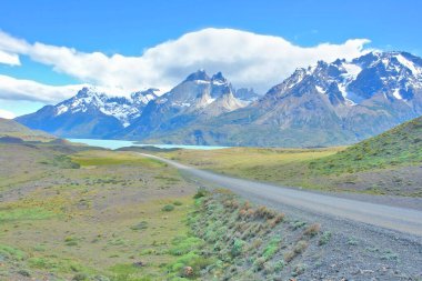   Güney Şili Patagonya 'daki Torres del Paine Ulusal Parkı                             