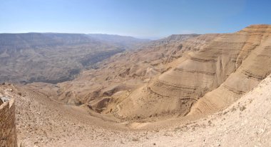       Wadi Mujib, Ürdün 'deki İncilsel Arnon Stream                         