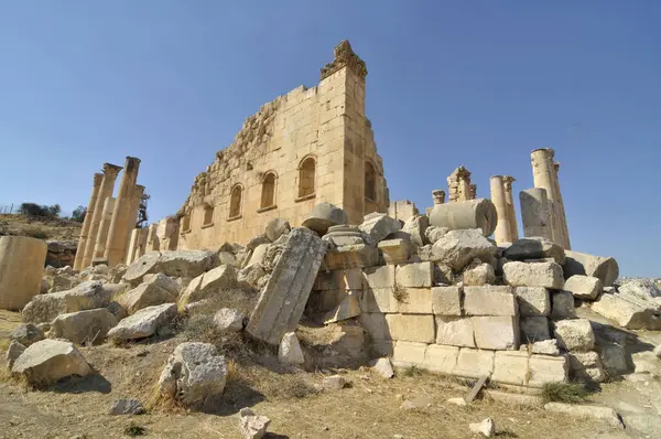 Ürdün 'de bulunan Roma şehri Jerash' ın kalıntıları