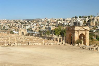    Ürdün 'deki antik Roma şehri Jerash' ın kalıntıları                           