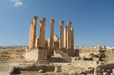     Ürdün 'deki antik Roma şehri Jerash' ın kalıntıları                           