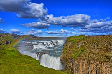 İzlanda 'daki muhteşem Gullfoss şelalesi.