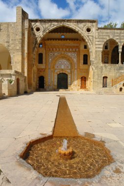 Beiteddine Sarayı, Beiteddine, Lübnan 'daki 18. yüzyıl sarayı, Bashir II tarafından inşa edildi..